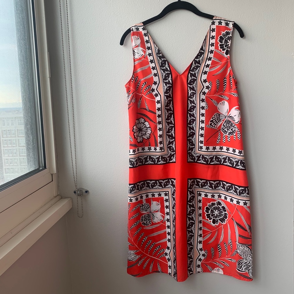 Halogen shift dress